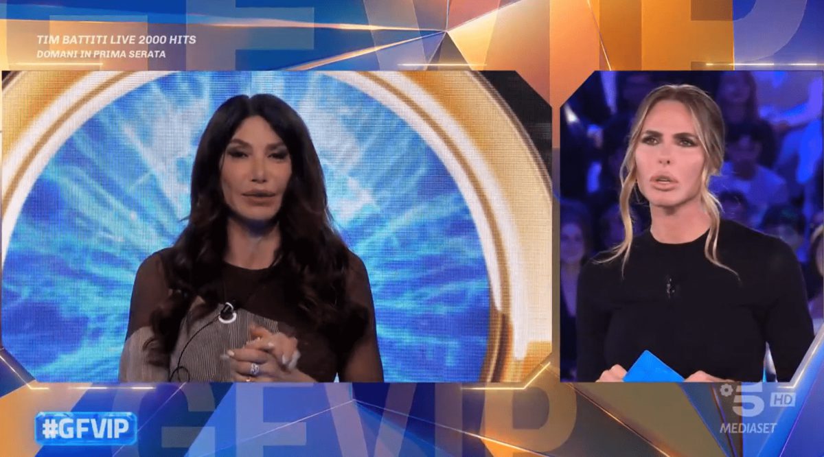 Grande Fratello Vip, la gaf di Ilary Blasi... dice che le regioni sono 21 e poi si corregge in diretta Grande Fratello Vip, la gaf di Ilary Blasi... dice che le regioni sono 21 e poi si corregge in diretta