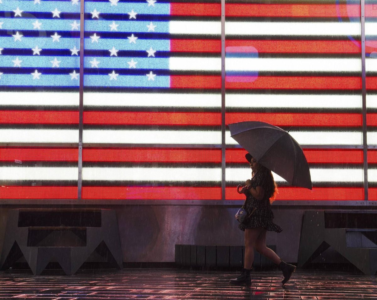 Nord-est Usa nella morsa della tempesta, blackout e centinaia di voli cancellati