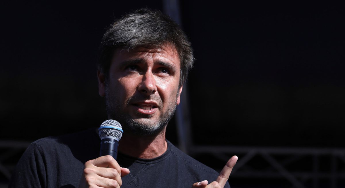 DiMartedì, Alessandro Di Battista torna in studio dopo il malore a Cuba