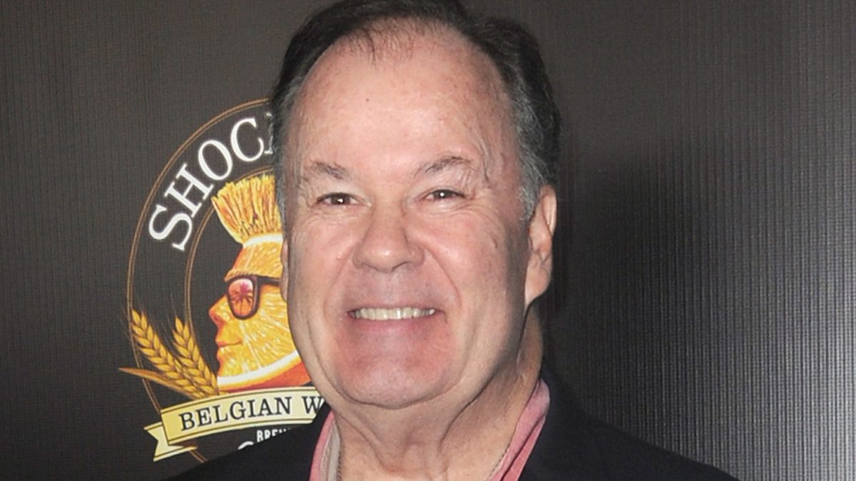 Dennis Haskins morto a 75 anni, addio al preside Belding di Saved by the Bell