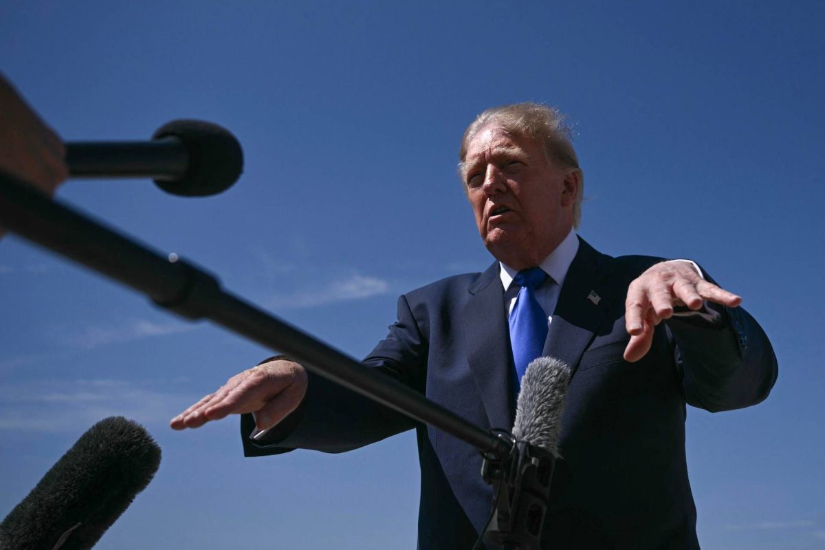 Trump valuta un