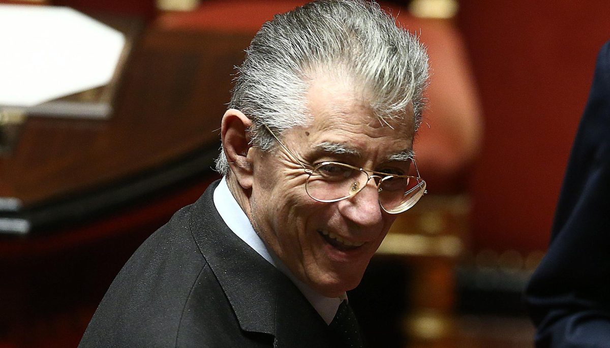 Reggio Emilia, bufera su Casella per le parole su Bossi e la Lega chiede le dimissioni
