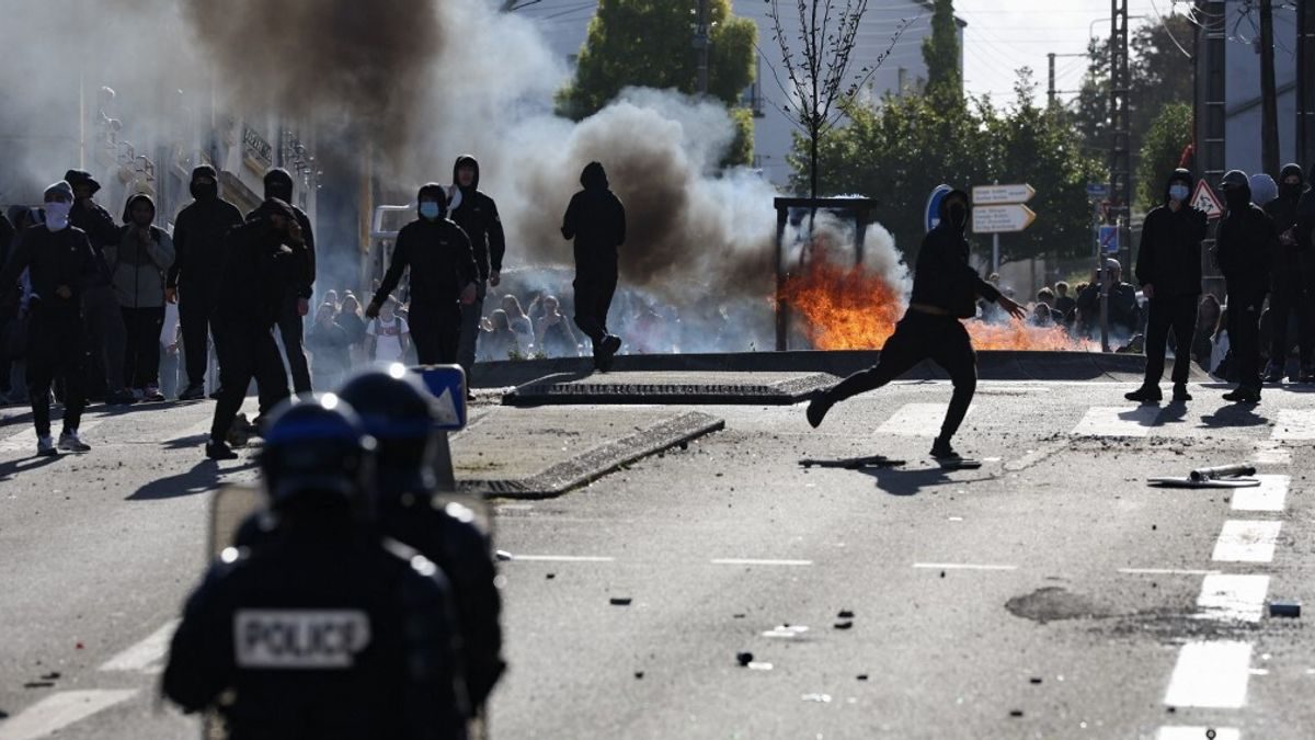 Proteste studentesche in Francia, a Marsiglia quattro dirigenti cosparsi di benzina