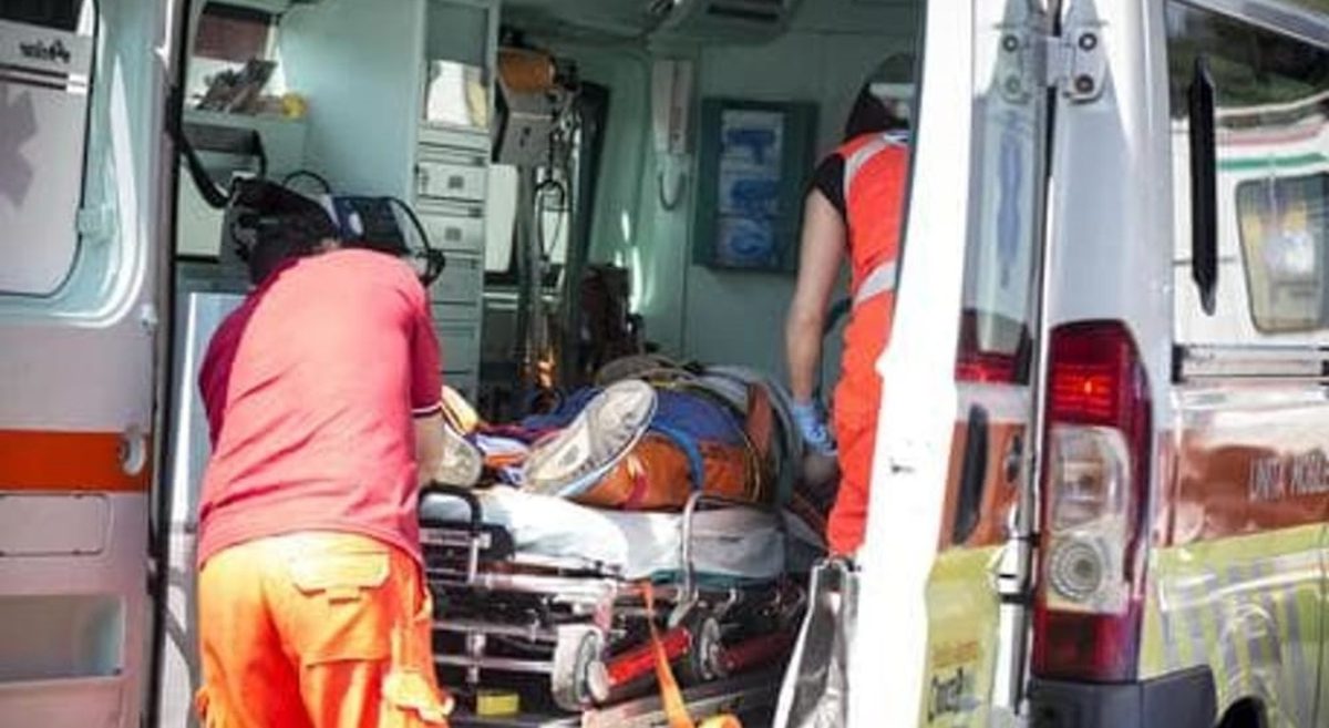 Bibbiena, la ferita alla gamba resta da chiarire: moglie indagata per omicidio