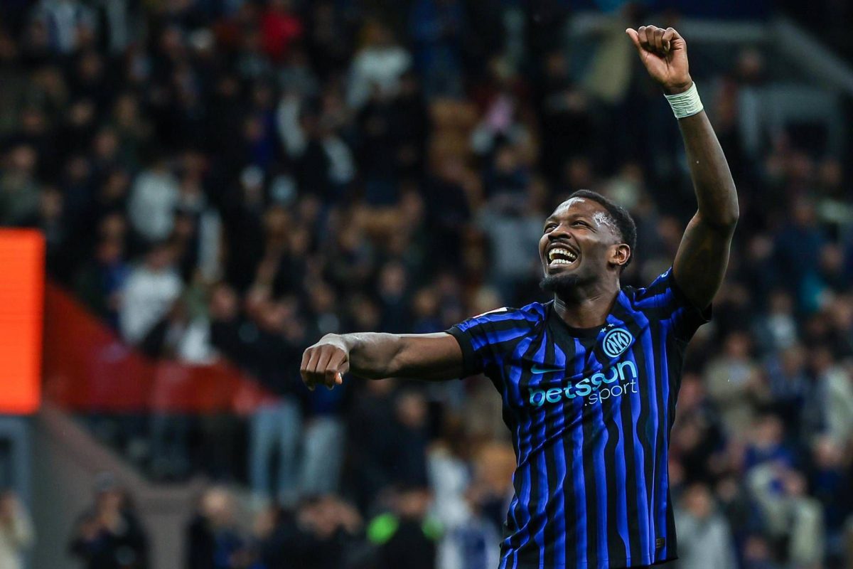 Marcus Thuram scherza a Milano, in monopattino si presenta come Rafael Leao