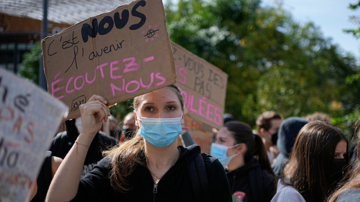 Proteste studentesche in Francia, 190 feriti e nuove accuse sull