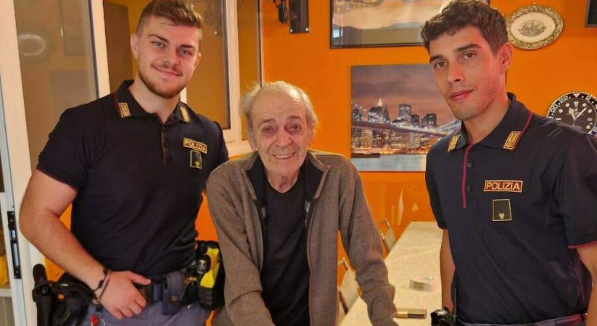 Pordenone, chiama il 112 perché si sente solo: due poliziotti vanno a trovarlo