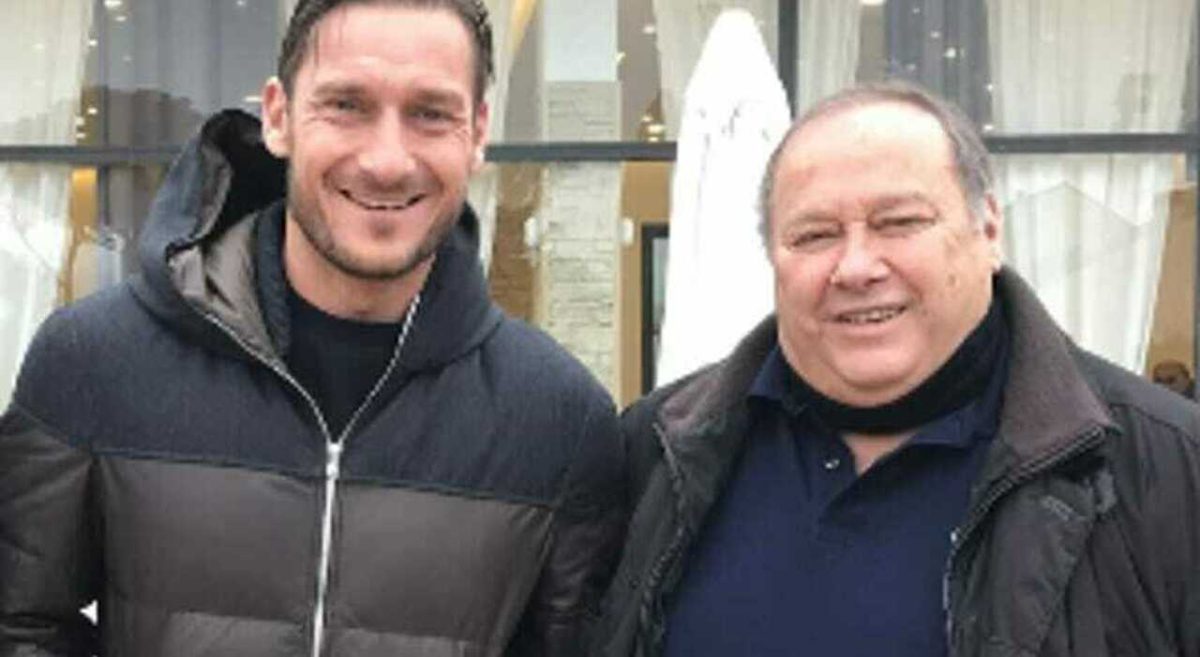 Francesco Totti ricorda papà Enzo: nel libro Oltre il dolore, i rimorsi e i pensieri più bui
