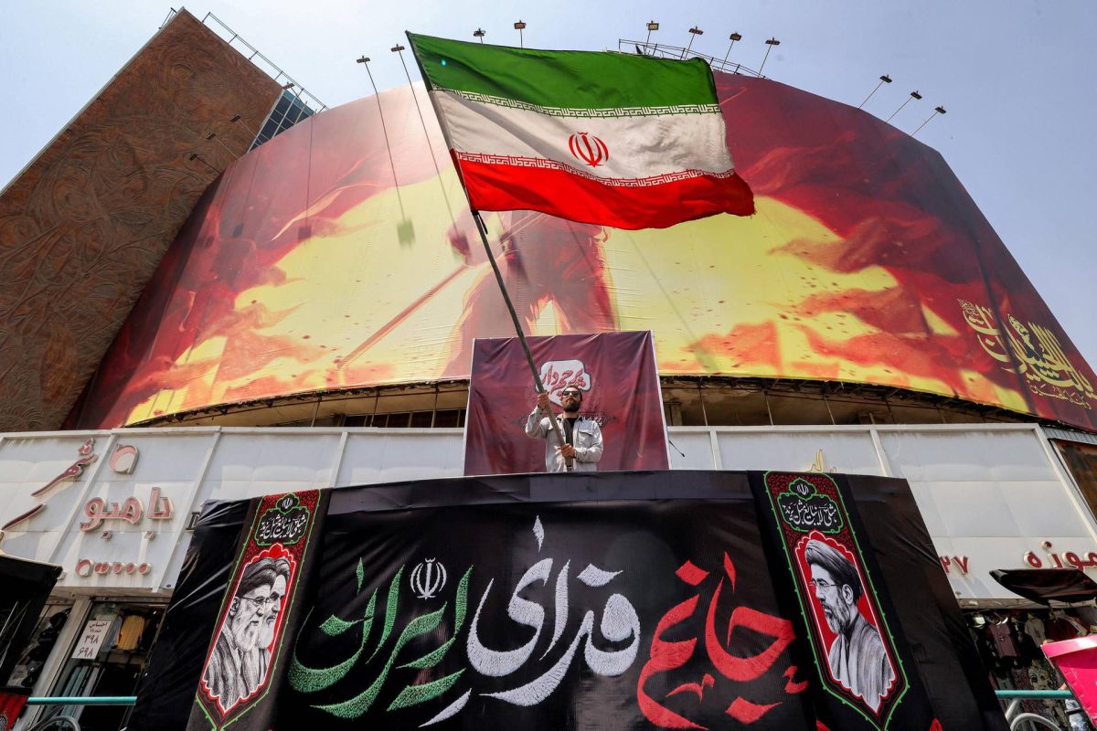 Iran, sette petroliere danneggiate a Hormuz mentre si preparano nuovi raid Iran, sette petroliere danneggiate a Hormuz mentre si preparano nuovi raid