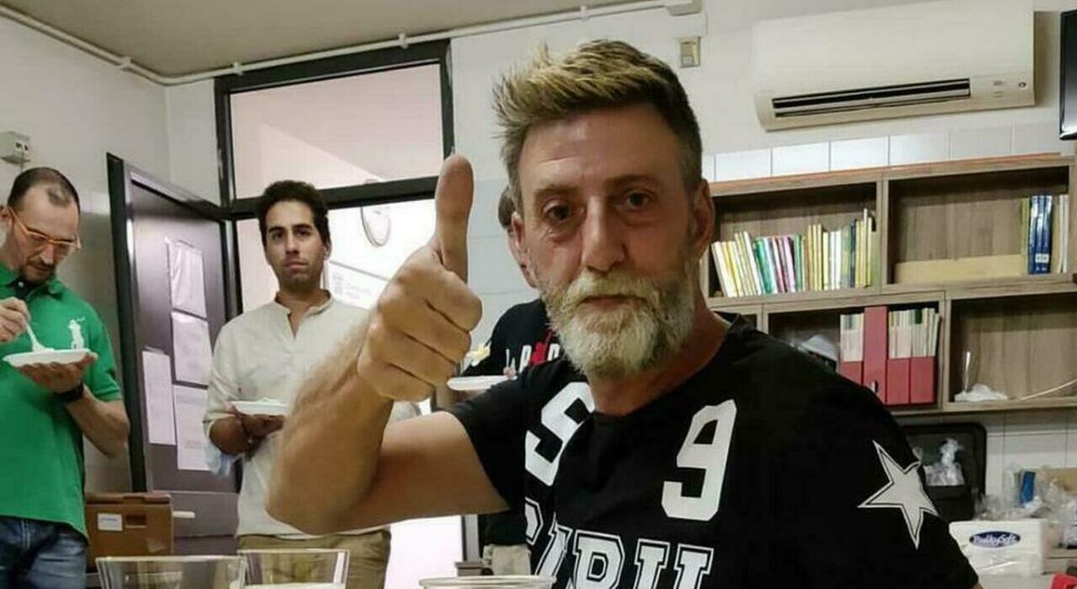 La storia di Marco: il matrimonio in casa con Monica una settimana prima della morte a 54 anni