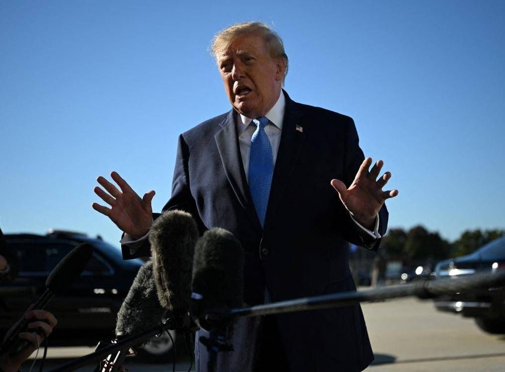 Trump offre un milione per denunciare frodi elettorali, dubbi anche sul voto in Brasile