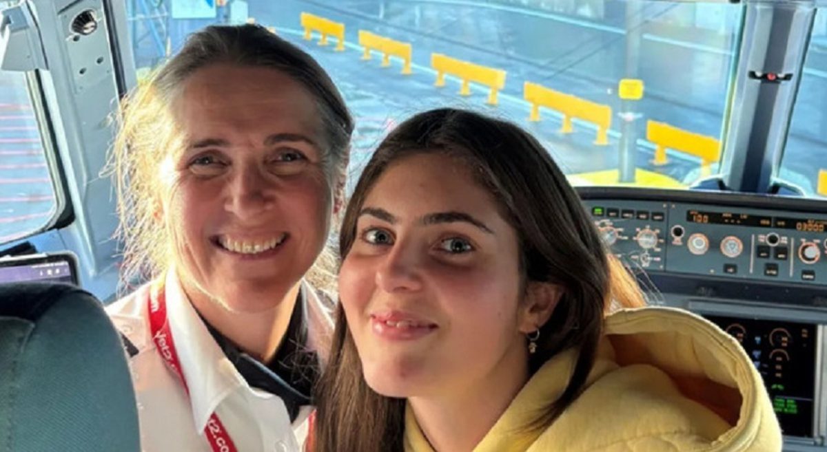 Gita scolastica in Islanda, una pilota Jet2 cambia turno per portare in volo la figlia
