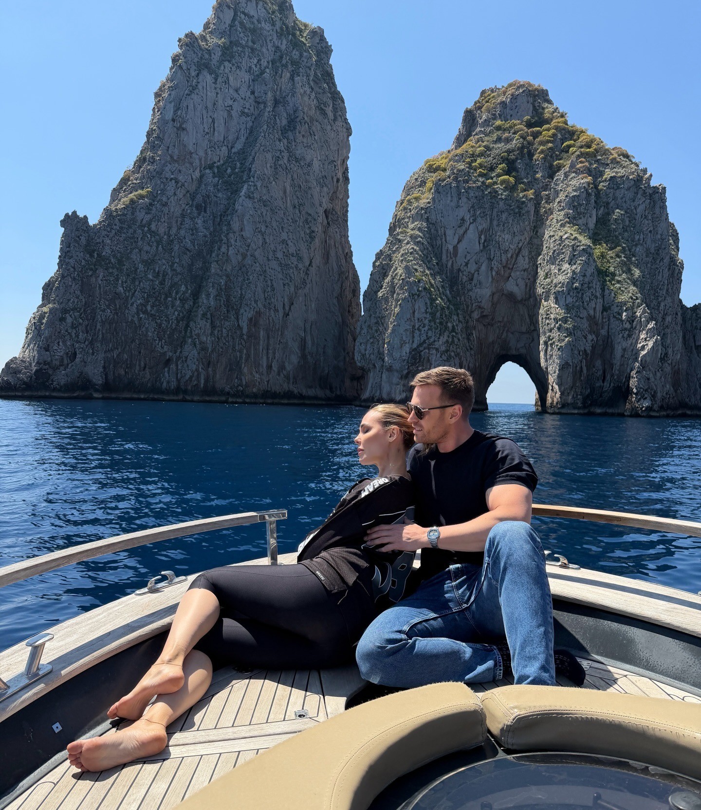 Ilary Blasi torna al GF Vip, nozze appena celebrate e luna di miele rinviata
