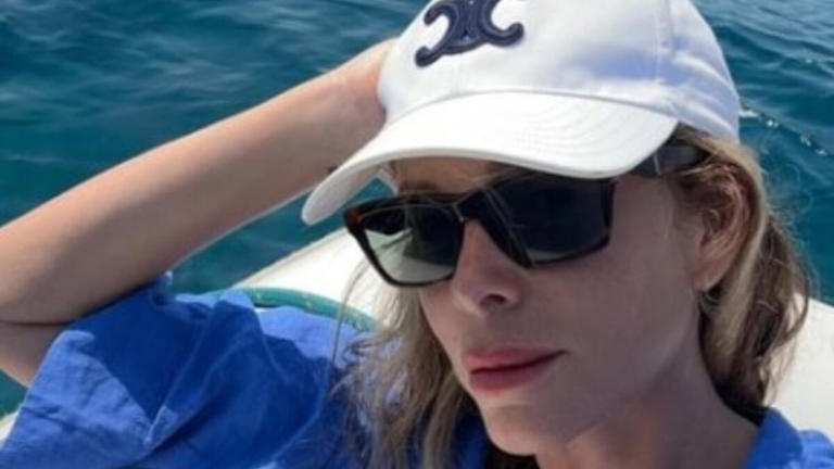 Alessia Marcuzzi in Vacanza in Turchia con i Figli: Foto Spettacolari e Bikini da Sogno