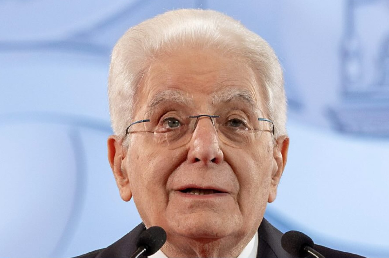 Sergio Mattarella compie 85 anni, le crisi al Quirinale e i momenti con Sinner e Anna Pepe