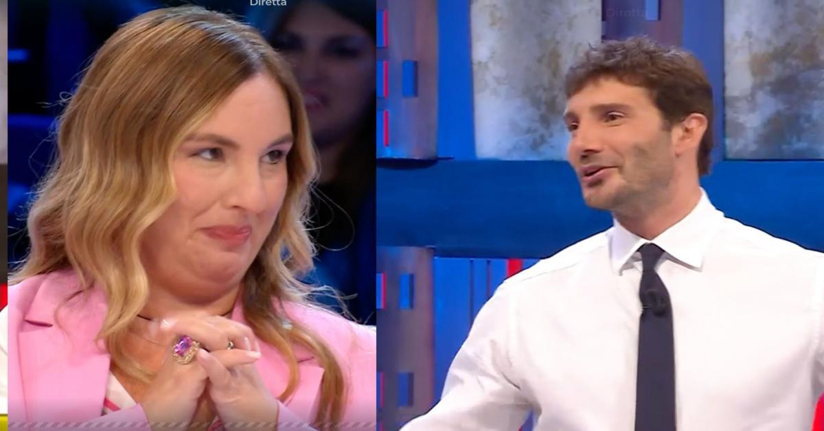 Affari Tuoi: la concorrente commenta senza freni il conduttore Stefano De Martino