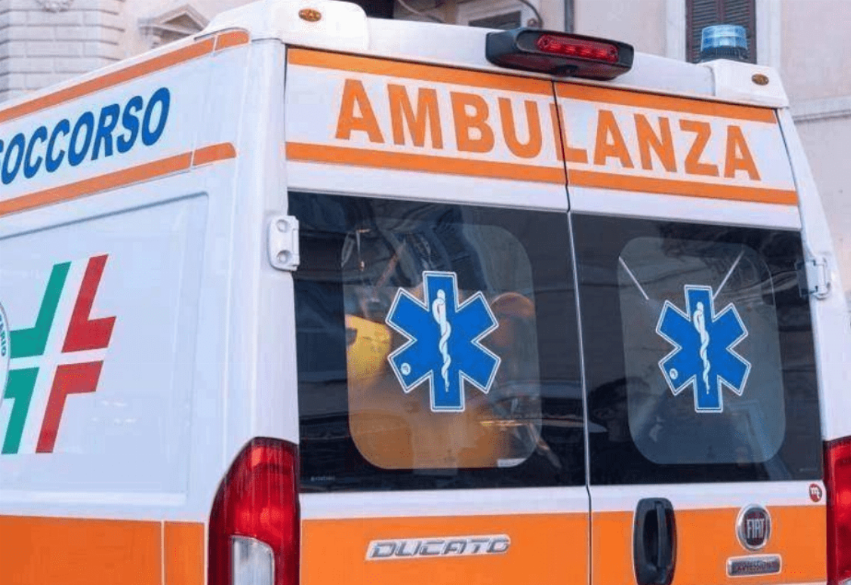 Sanremo, uomo travolto e ucciso da camioncino senza freno: tragedia in via Val d