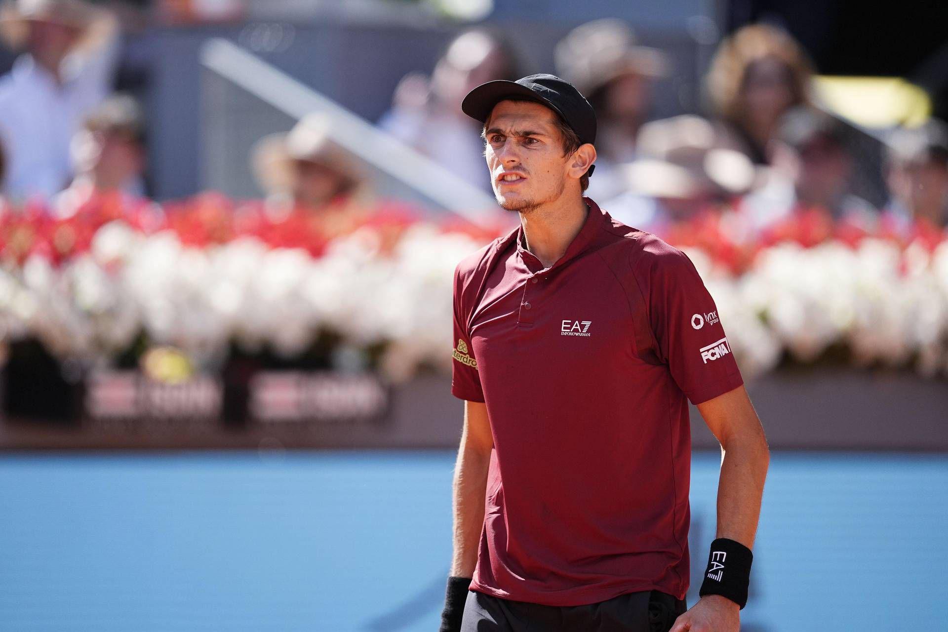 Madrid, Arnaldi continua a vincere: Dzumhur superato e ottavi centrati