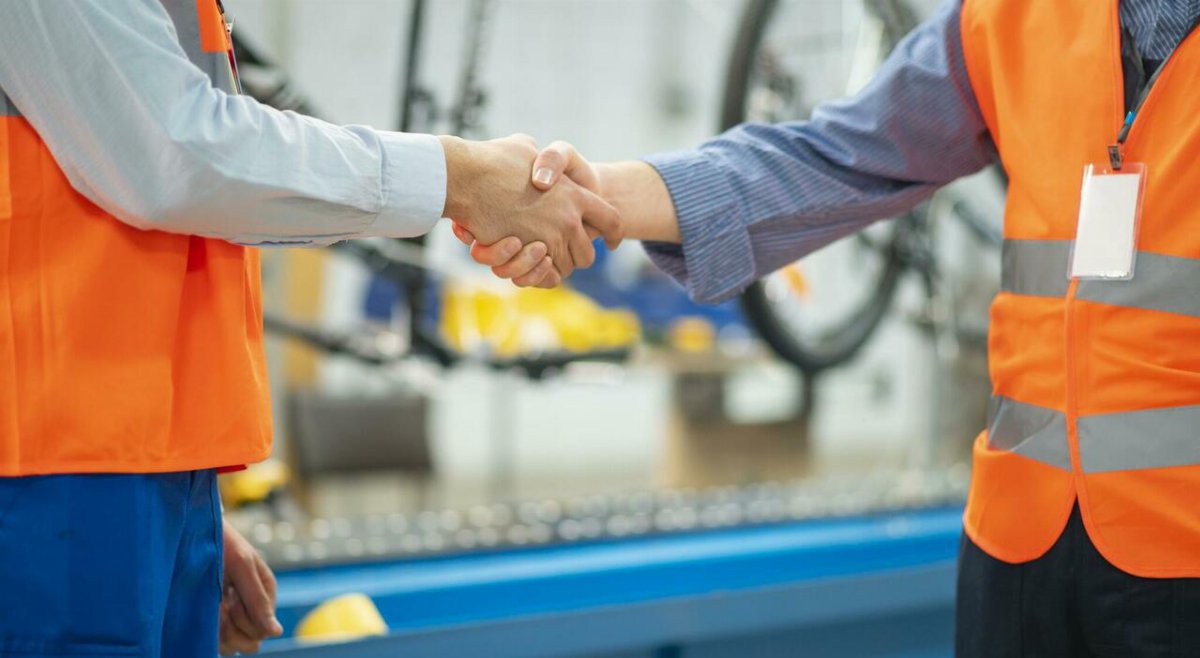 Questionario in azienda sui licenziamenti, dipendenti in rivolta: Sembra Squid Game