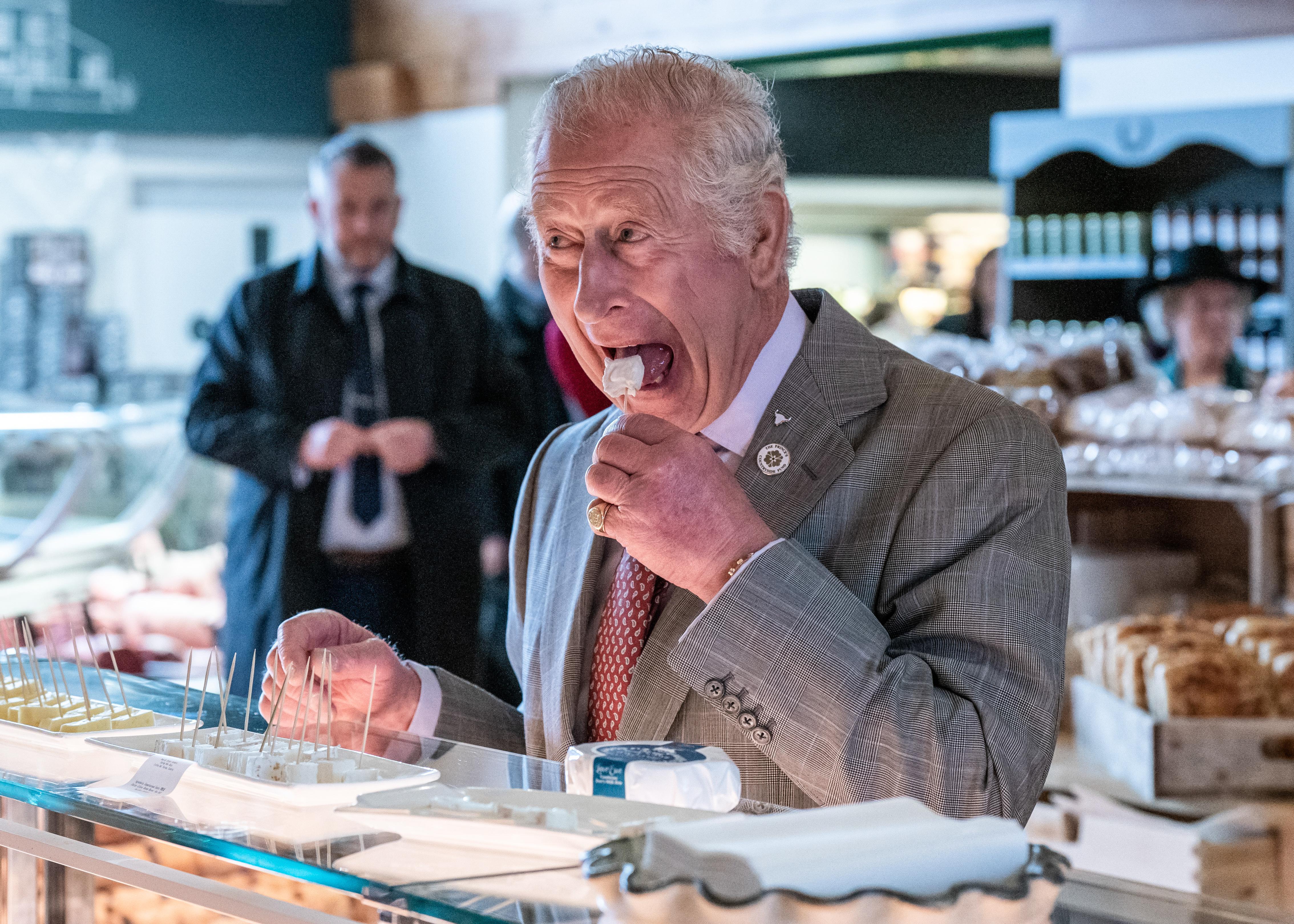 carlo modifica carlo modifica