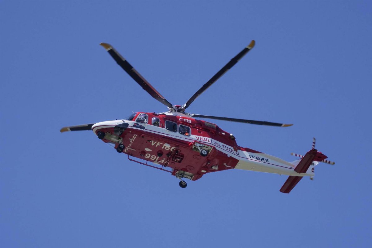 Ventimiglia, accoltellata dal marito si getta dalla finestra per sfuggire all