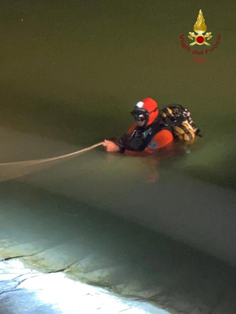 Tragico ritrovamento a Manfredonia: fratellini rumeni dispersi trovati senza vita in un bacino d