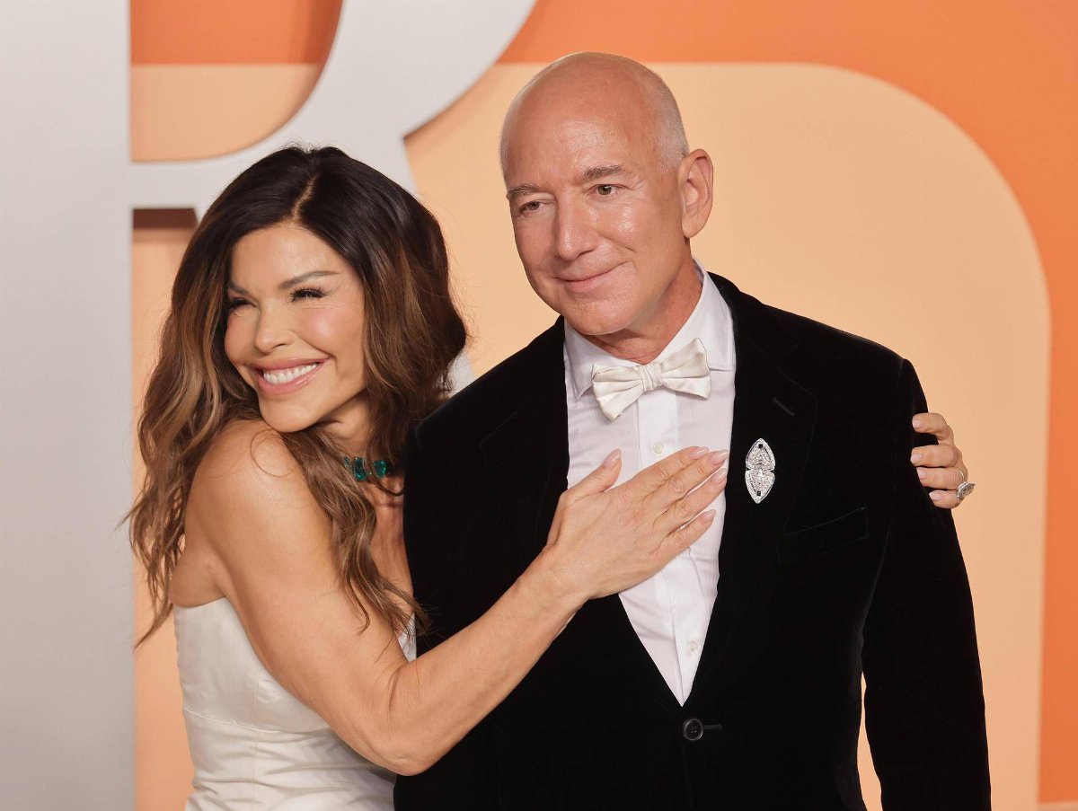Nozze da sogno a Venezia: per Jeff Bezos sfilano 90 jet privati e le star di Hollywood Nozze da sogno a Venezia: per Jeff Bezos sfilano 90 jet privati e le star di Hollywood