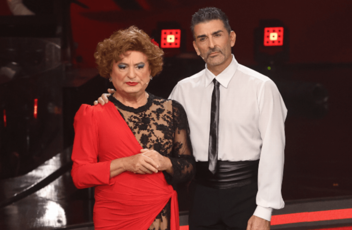 Simone Di Pasquale commuove a Ballando con le Stelle: Ho salutato mamma per l
