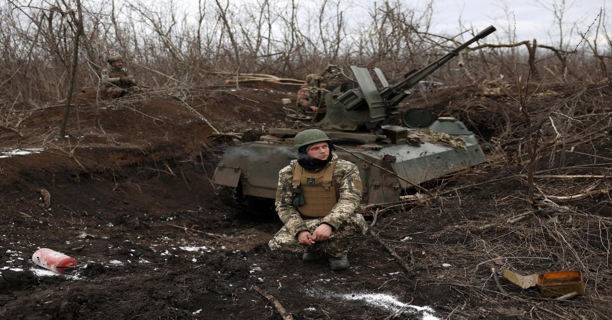 Russia: Francia manda 2000 soldati in Ucraina. Parigi: Fake news