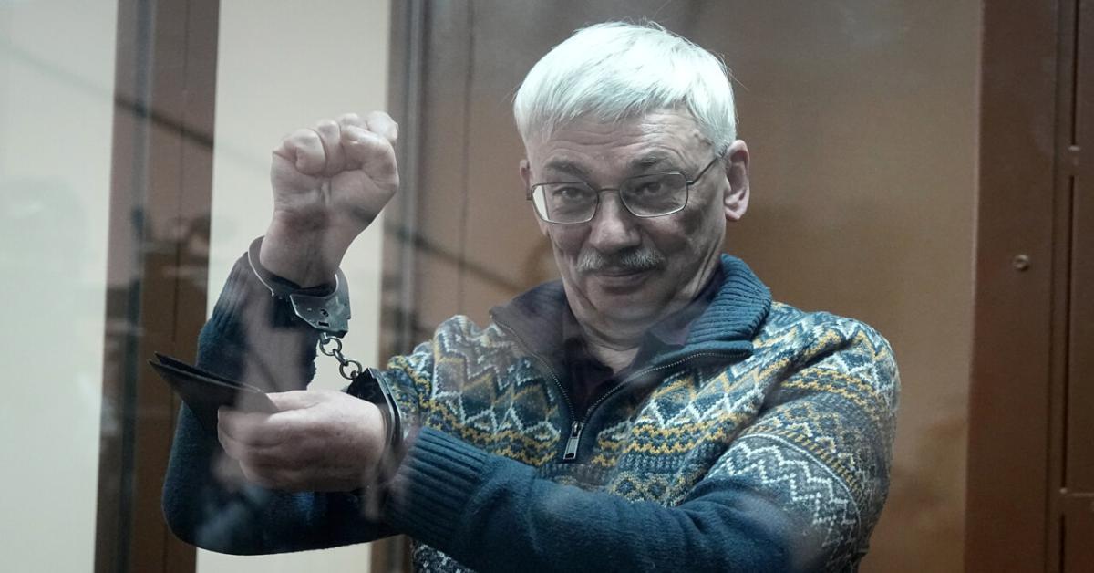 Chi è Oleg Orlov, Nobel per la Pace condannato in Russia per critica alla guerra