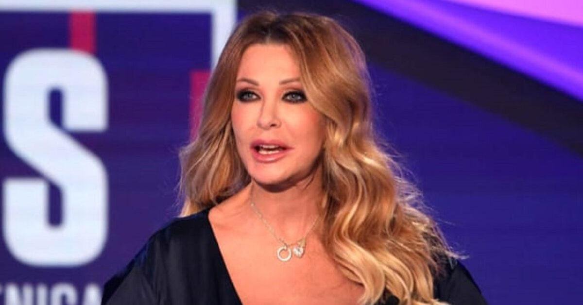 Paola Ferrari indiscrezione dopo 30 anni di matrimonio Paola Ferrari indiscrezione dopo 30 anni di matrimonio