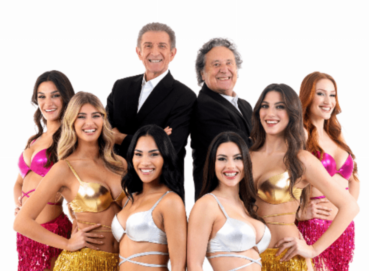 Striscia la Notizia torna su Canale 5: Greggio, Iacchetti e nuove rubriche