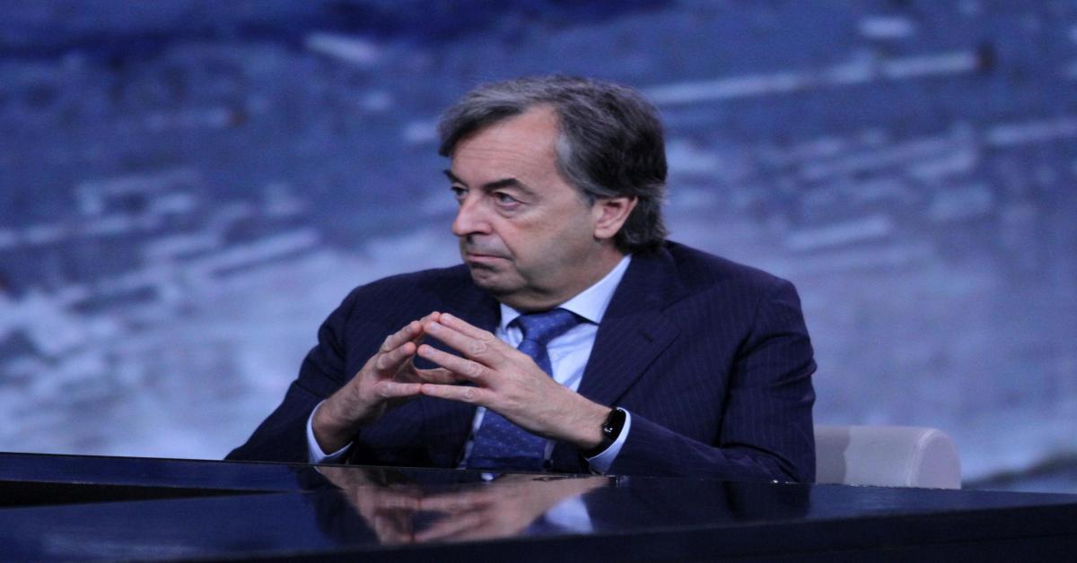 Codacons contro Burioni: richiesta intervento rettore per bocciature e bodyshaming