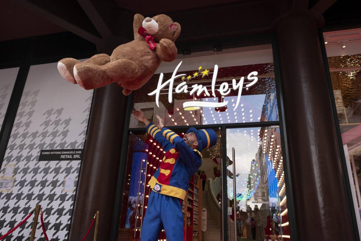Hamleys chiude in Italia: stop ai negozi di Milano, Roma e Bergamo