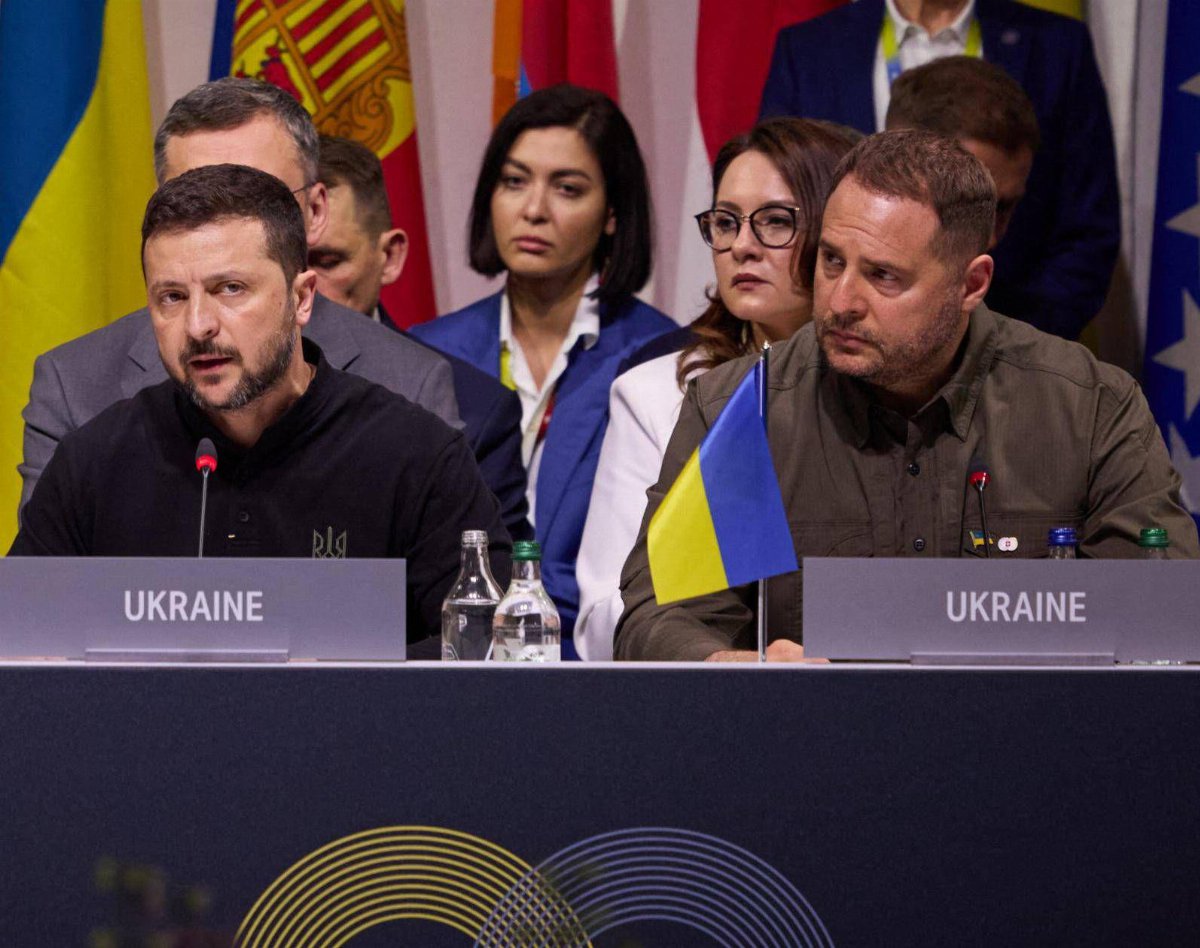 Ucraina, scossa politica a Kiev: dimissioni di Yermak dopo le perquisizioni anticorruzione