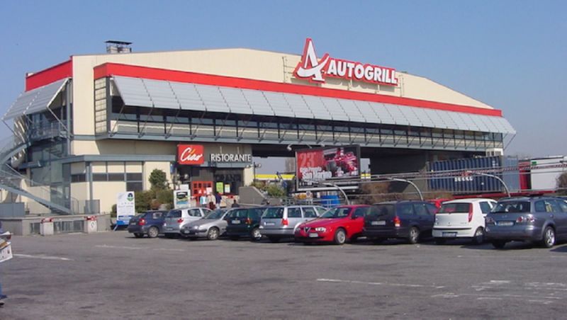 Donna cinese sviene in Autogrill, scatta l’allarme coronavirus in Toscana