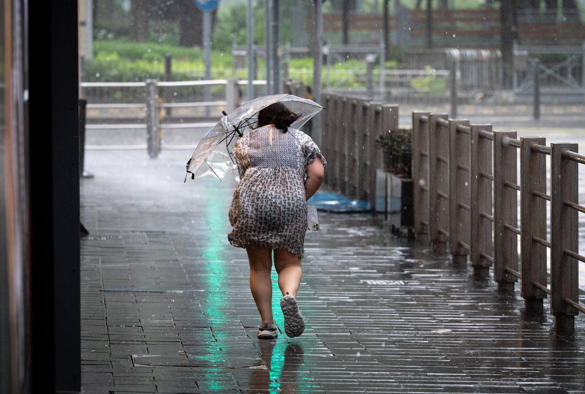 Maltempo in intensificazione: piogge e temporali al Sud, scatta l Maltempo in intensificazione: piogge e temporali al Sud, scatta l
