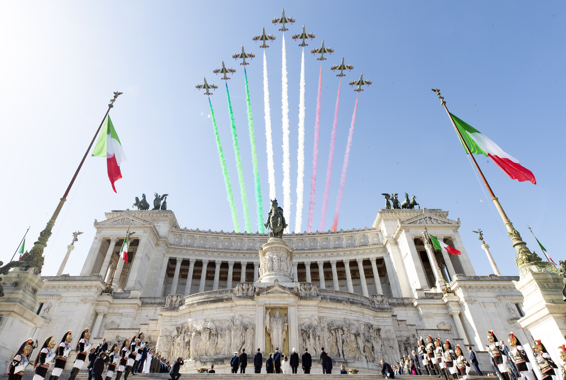 2 Giugno: La Festa Nazionale Italiana che celebra i simboli e gli emblemi del Paese 2 Giugno: La Festa Nazionale Italiana che celebra i simboli e gli emblemi del Paese
