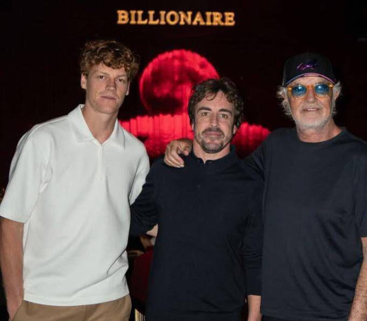Sinner e Briatore: serata esclusiva al Billionaire di Dubai con Fernando Alonso
