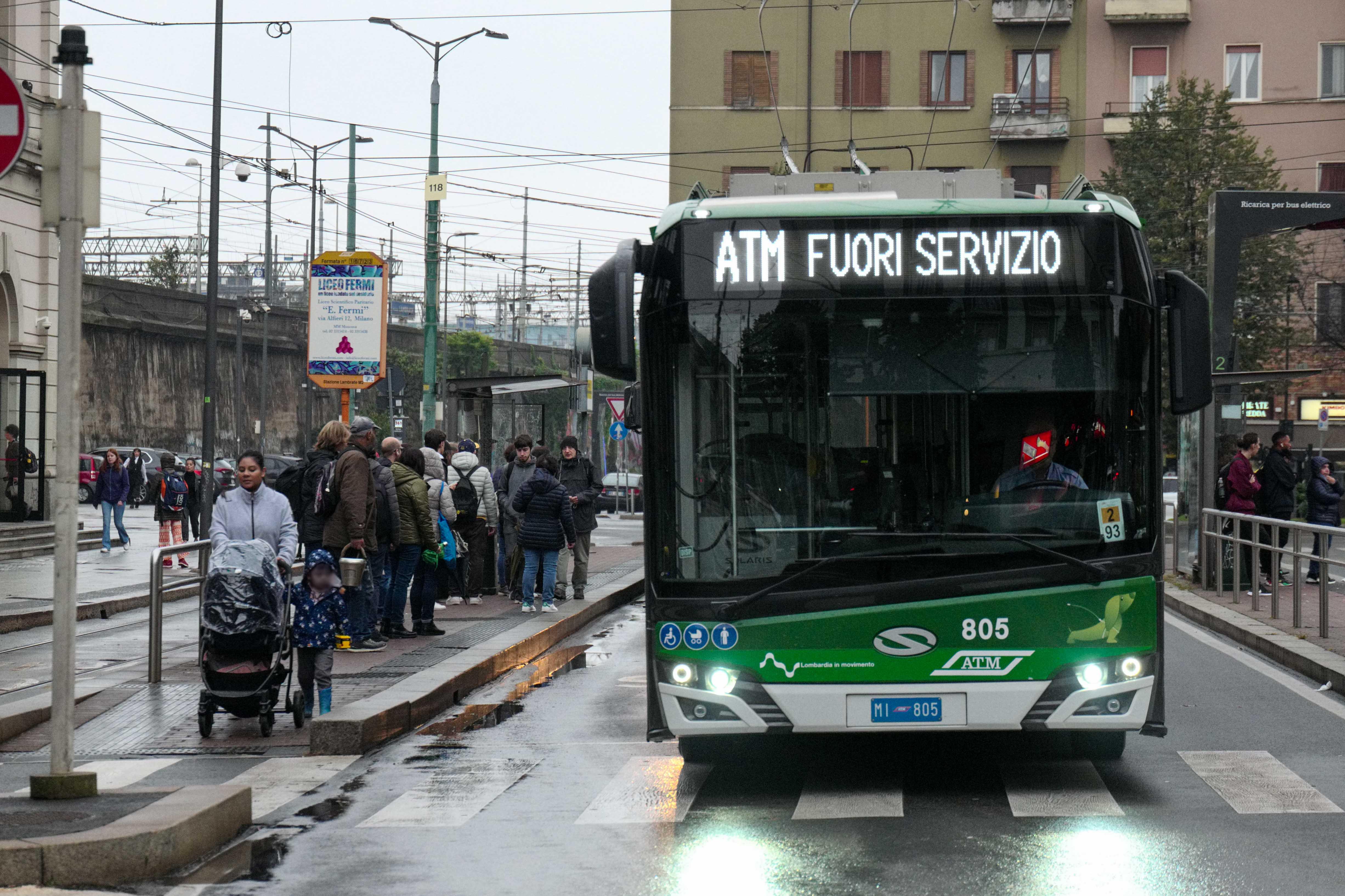 Sciopero nazionale del 18 ottobre 2024: trasporti, scuola e servizi pubblici fermi
