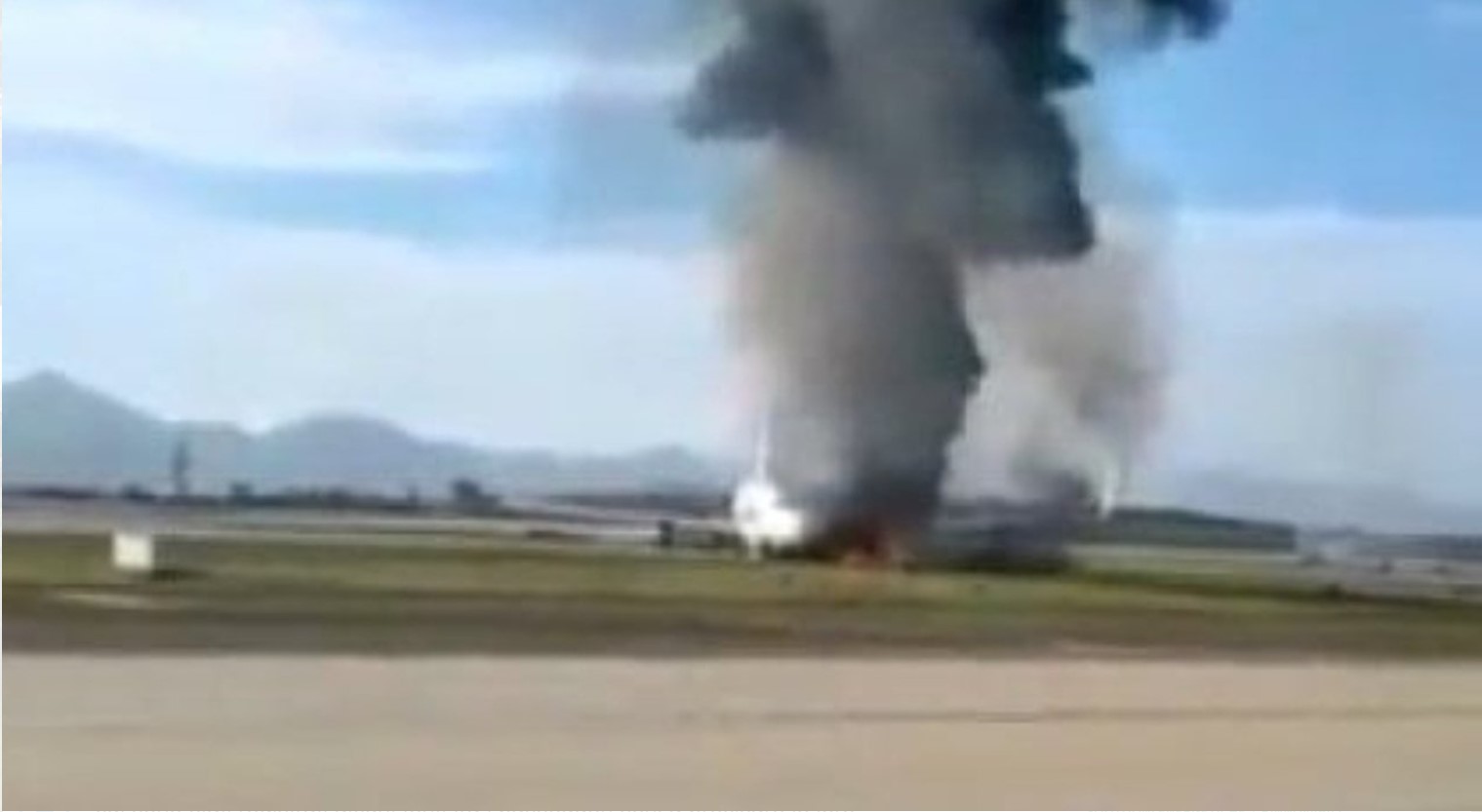 In Cina aereo prende fuoco : Almeno 40 feriti