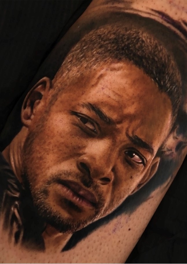 Luigi Mansi, il giovane artista Italiano che sta spopolando su Instagram e Tiktok con i suoi tatuaggi Iper-Realistici!