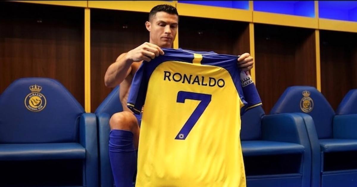 Il video del gestaccio di Cristiano Ronaldo, sotto inchiesta per esultanza provocatoria