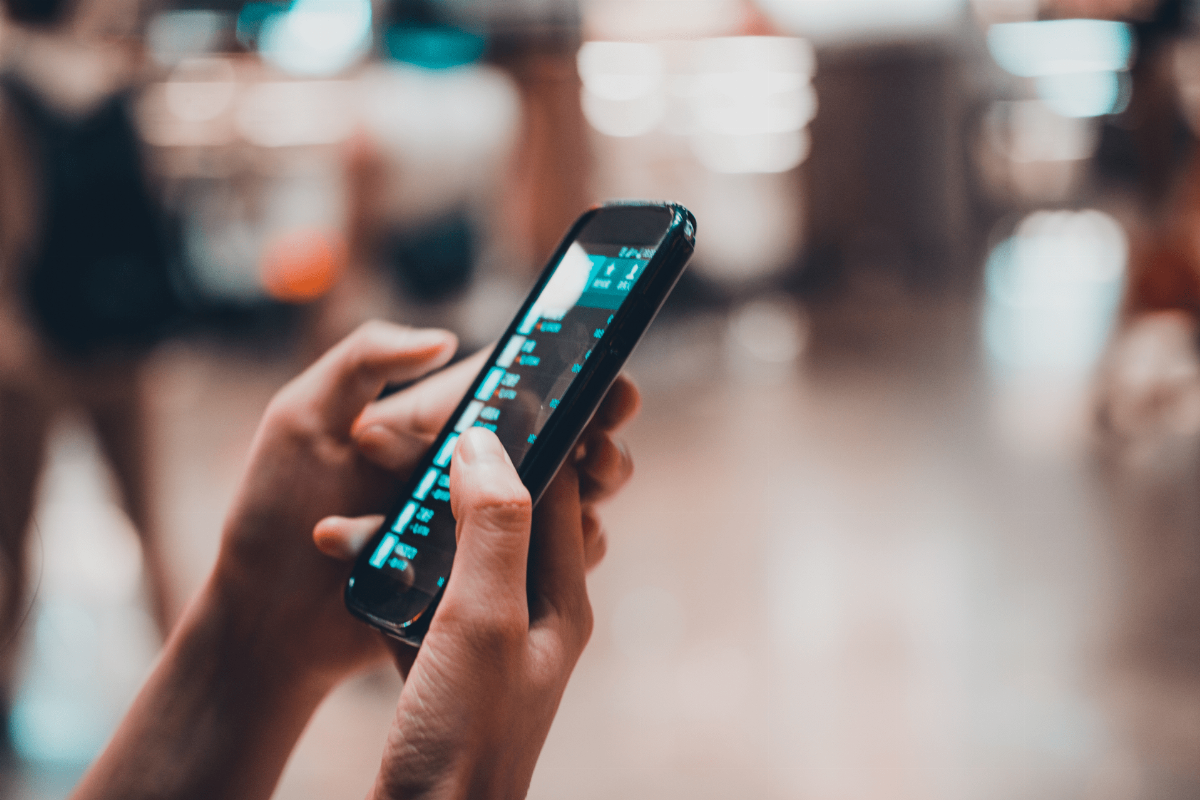 Truffa del Cup: attenzione agli SMS che invitano a richiamare numeri a pagamento Truffa del Cup: attenzione agli SMS che invitano a richiamare numeri a pagamento