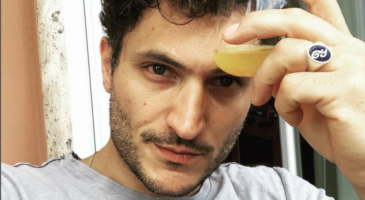 Alessandro Tersigni, il racconto sulla paternità e la nascita prematura della figlia Zoe Alessandro Tersigni, il racconto sulla paternità e la nascita prematura della figlia Zoe