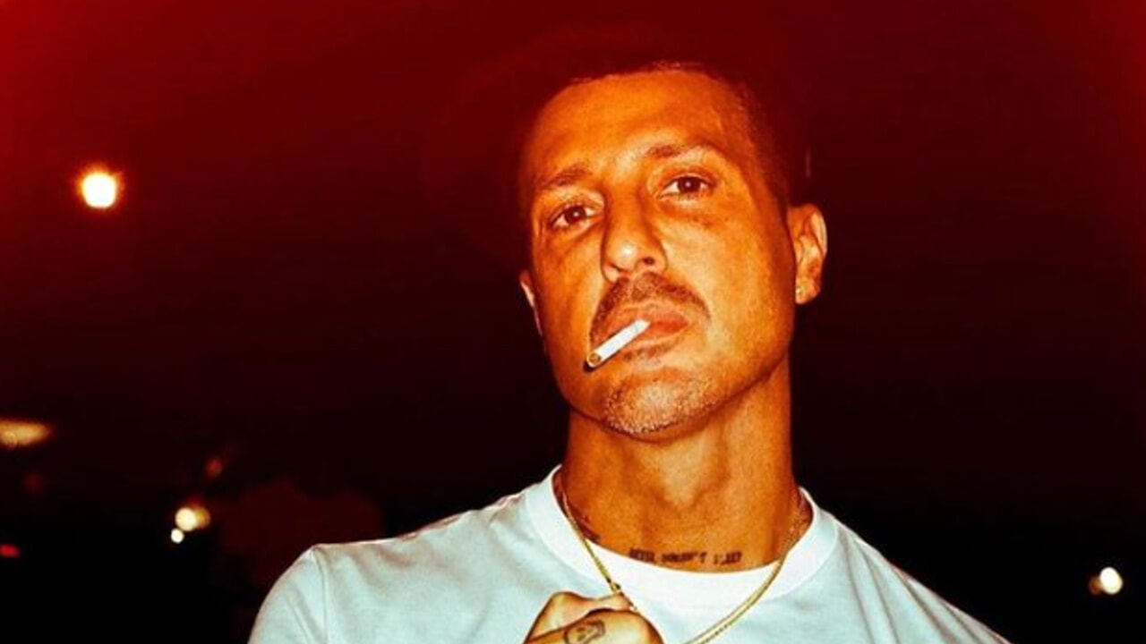 Fabrizio Corona: Intervista Esclusiva a Belve - Amore, Carriera e Rivelazioni Piccanti Fabrizio Corona: Intervista Esclusiva a Belve - Amore, Carriera e Rivelazioni Piccanti