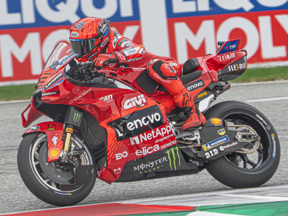 MotoGP Austria 2025 – Trionfo di Marc Marquez al Red Bull Ring: ordine di arrivo e classifica piloti aggiornata MotoGP Austria 2025 – Trionfo di Marc Marquez al Red Bull Ring: ordine di arrivo e classifica piloti aggiornata
