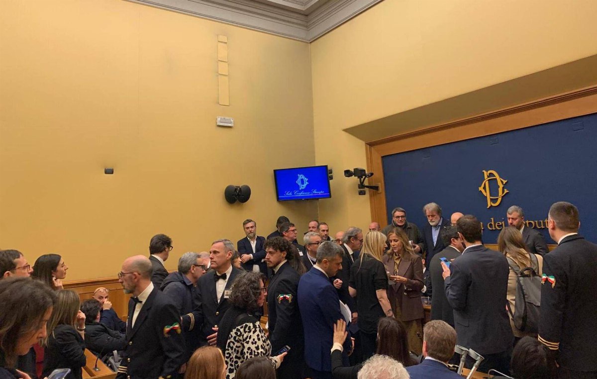 Protesta alla Camera contro il convegno sulla remigrazione