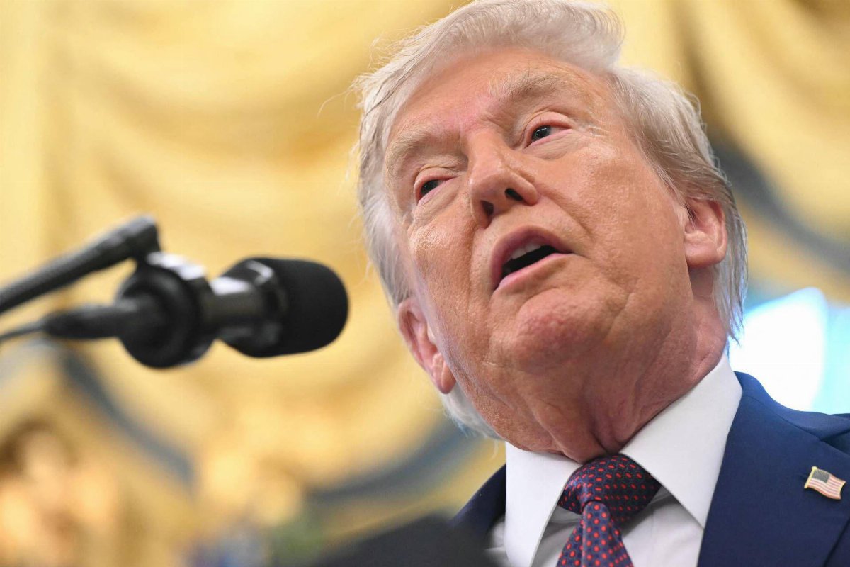 Trump torna davanti ai media: Dicono che sono morto? Ho fatto un sacco di cose Trump torna davanti ai media: Dicono che sono morto? Ho fatto un sacco di cose