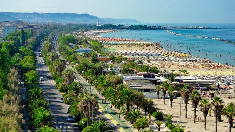 A  San Benedetto del Tronto donna trovata morta in spiaggia